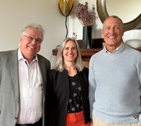 Der neue – DIBt-Präsident Gerhard Breitschaft, links – und der alte Chair des IRCC – Neil Savery, ICC Oceania, rechts – mit der Leiterin des IRCC-Sekretariats Judy Zakreski.